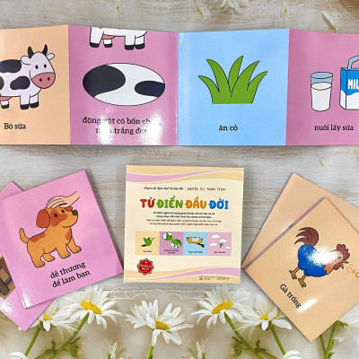 Sách - Từ điển đầu đời