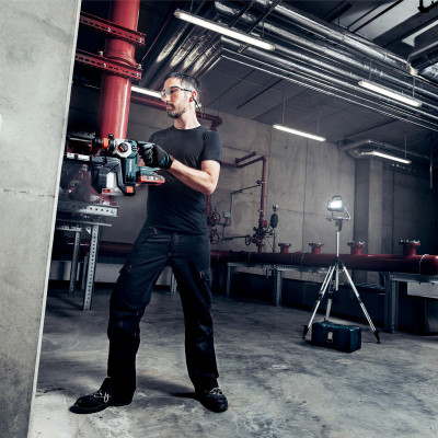 Máy Khoan Không Bụi Dùng Pin Metabo KHA 18 LTX BL 24 Quick Set ISA