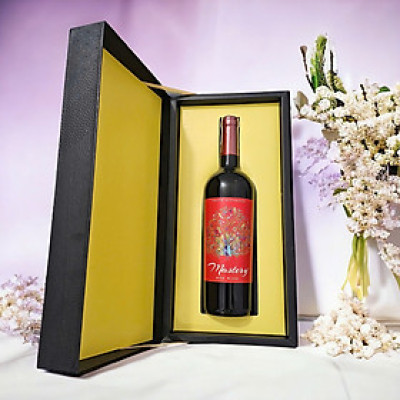 Hộp Quà Rượu Vang Tết 2025 - Món Quà Sang Trọng và Tinh Tế Cho Dịp Tết Đoàn Viên