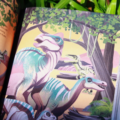 (In màu) 365 NGÀY KHỦNG LONG - Miranda Smith - Nguyễn Thoan dịch - NXB Trẻ