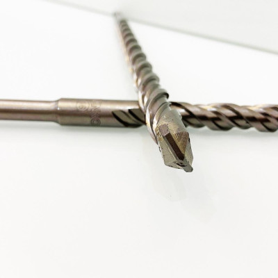 MŨI KHOAN BÊ TÔNG XUYÊN TƯỜNG ĐẦU DẸT KYNKO MKBTXT- 16310 CHÍNH HÃNG GIÁ TỐT đường kính phi 16mm dài 310mm