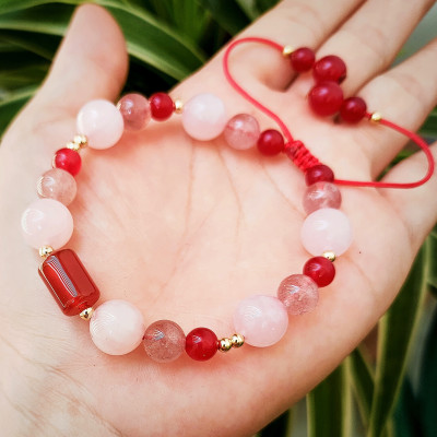 Vòng tay phong thủy đá thạch anh thiên nhiên kết dây thủ công