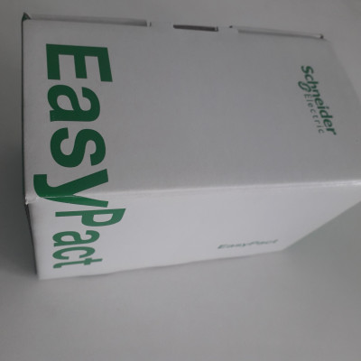 Cầu dao điện MCCB EZC100B3020 Schneider 3P 20A