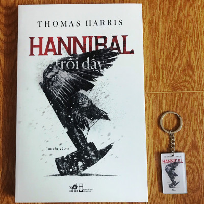 Combo Hannibal trỗi dậy + móc khoá bìa sách