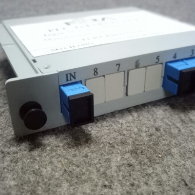 Bộ chia quang PLC 1x4 Box SC/UPC- Hàng chính hãng