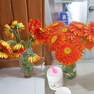 Thuốc cắm hoa lâu tàn Longlife SG nhập khẩu Israel (dạng bột Hủ 1 KG pha 100 L nước) giúp hoa cắm xốp tại Shop Hoa Florist tươi gấp 2 lần và hạn chế thay hoa định kỳ