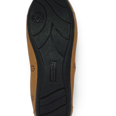 Giày nữ hoa văn Huy Hoàng da bò màu da HT7950