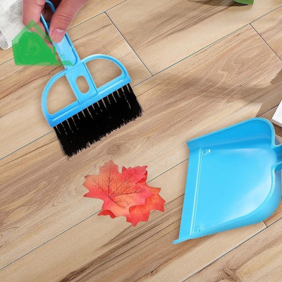 Dụng cụ vệ sinh nhà cửa thông minh 2 trong 1, chổi quét dọn mini kèm đồ hốt rác giúp dọn sạch bụi bám trên máy tính, góc tủ, cửa sổ,... GROFA- giao màu ngẫu nhiên 
