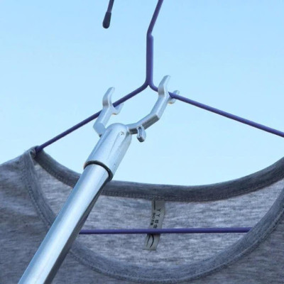 Cây phơi quần áo, gậy lấy đồ, cây lấy quần áo trên cao bằng nhựa, inox rút gọn Kệ