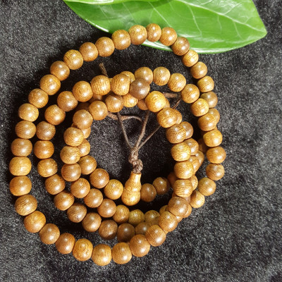 Vòng tay chuỗi 108 Hạt Trầm Hương Sánh Ghép cho nữ CMH02