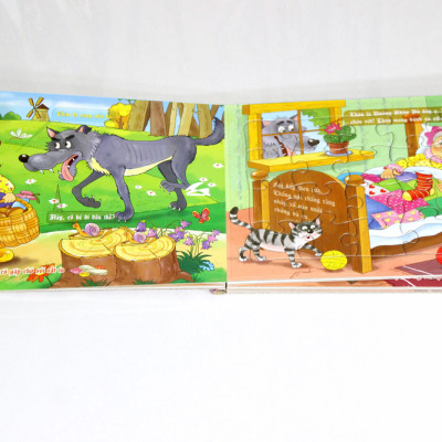 Sách xếp hình Tia Sáng - Cô bé quàng khăn đỏ