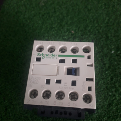Khởi động từ LP1K09004BD Schneider 4P coil 24Vdc LP1K09..BD