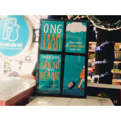 Ông Trăm Tuổi Trèo Qua Cửa Sổ Và Biến Mất - Bản Quyền