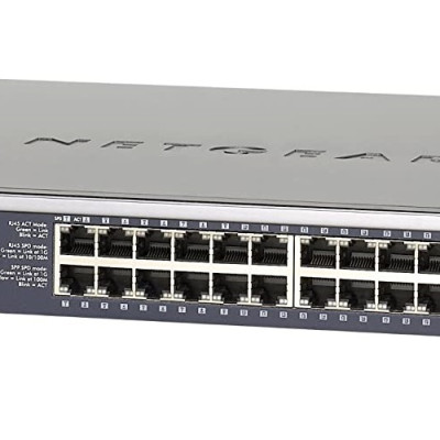 Thiết Bị Chia Mạng Gắn Rack 24 Cổng 10/100/1000M Với 4 Cổng Quang 1G SFP Và 2 Combo Cổng Quang 10G SFP+/ RJ45 10G Stackable Fully Managed Gigabit Ethernet ProSAFE Next-Gen Edge Switch Netgear GSM7228S - Hàng Chính Hãng