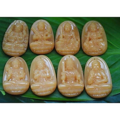 Phật bản mệnh đá mã não vàng