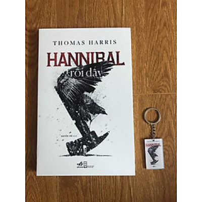 Combo Hannibal trỗi dậy + móc khoá bìa sách