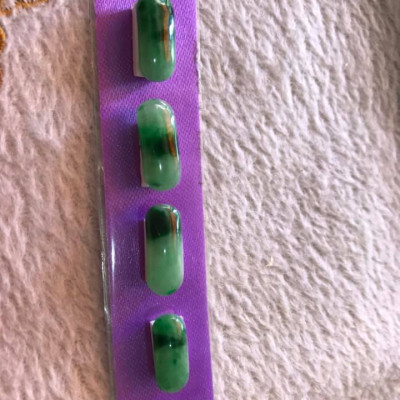 BỘ TRANG SỨC LẮC TAY GỒM 4 VIÊN ĐÁ CẨM THẠCH TỰ NHIÊN MÀU XANH LÁ ĐIỂM XANH SƠN THỦY ĐẬM SIZE 19MM X DẦY 8MM NỮ MỆNH THỦY MỘC HỎA