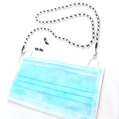 Dây đeo gọng kính hạt cườm mix đen trắng glasses chain black and white top trend