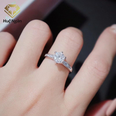 Nhẫn bạc 925 Huệ Ngân - 6 chấu Viền đá 6 li RR1561