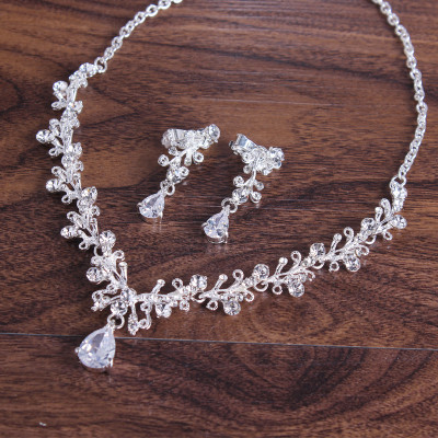 Bộ trang sức cô dâu 3 món vương miện cô dâu vòng cổ và bông tai đính đá tinh tế sang trọng