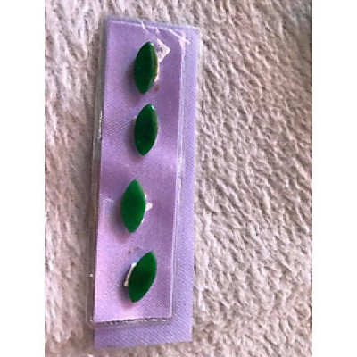 BỘ TRANG SỨC LẮC TAY HẠT DƯA NHỎ  MÀU XANH NGỌC TƯƠI ĐẸP Dài 12mm x đk 5,7mm  ĐÁ CẨM THẠCH TỰ NHIÊN bản mỏng NỮ LÀM LẮC Ạ