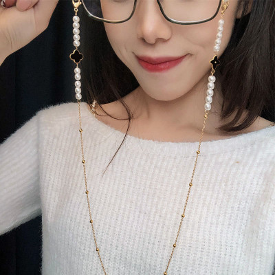 Dây kính glasses cỏ bốn lá may mắn bất đối xứng chuỗi đeo khẩu trang hạt ngọc nhỏ thanh lịch ấn tượng trend idol
