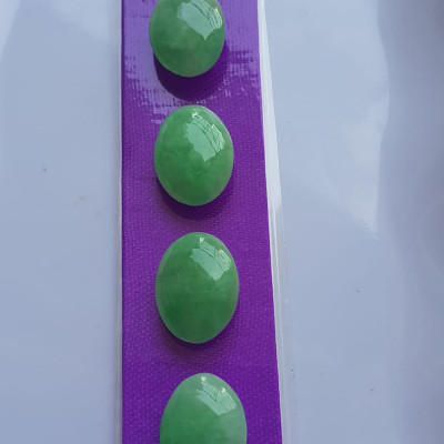 BỘ Lắc Tay Mới Oval 4 viên Xanh Ngọc Tươi đều bóng đẹp Size Dài 16mm x Ngang 12mm x cao 5mm Đá Ngọc Cẩm Thạch tự nhiên Nữ mệnh mộc hỏa thủy bọc vàng đeo đẹp sang món quà tặng ý nghĩa gửi đến Mẹ và người thân ạ