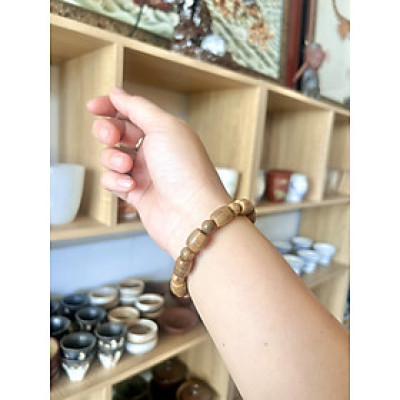 Vòng đeo tay bách xanh size 10ly  - cách điệu lu thống phối hạt tròn - không tẩm mùi thơm