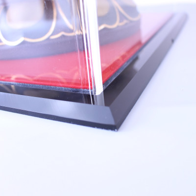 Hộp mica Enter BOX202 30x30x40cm mica dày 5mm, đế đen 10mm, đèn led