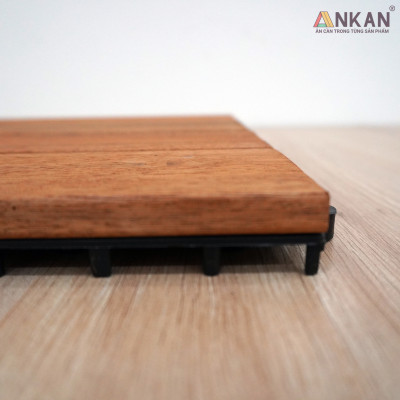 Vỉ Gỗ Lót Sàn Thương Hiệu ANKAN, Loại 4 Nan Lớn, Ván Sàn Gỗ Vỉ Nhựa Dùng Để Trang Trí Ban Công Ở Các Khu Chung Cư, Khu Nhà Ở Và Các Biệt Thự, Resort Cao Cấp, Siêu Bền, Hàng Xuất Khẩu Đi Mỹ