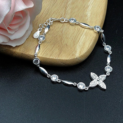 Vòng , Lắc Tay Nữ Bạc 925 Hoa 4 Cánh Đính Đá Cao Cấp Bạc Hiểu Minh LTU578