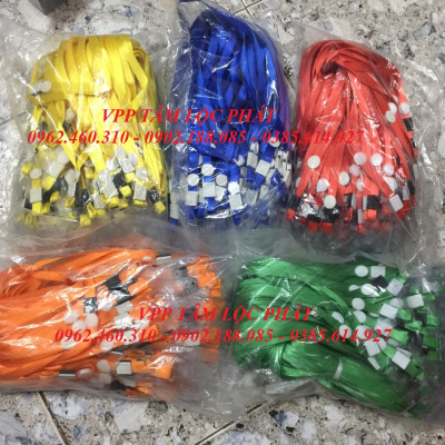 SỈ 50 BỘ THẺ ĐEO NHÂN VIÊN 107 (DỌC, KT 65*115mm) + dây đeo thẻ lụa móc nhựa (LOẠI ĐẸP)