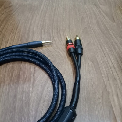 Bộ dây 3.5 ra 2 AV chính hãng Monster dài 1.5 mét