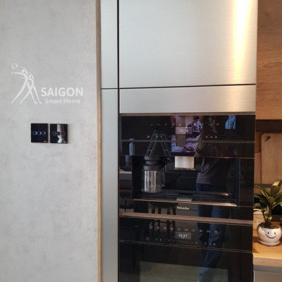 Công Tắc Thông Minh Kính Lõm Luto 4 Nút/ Hàng Chính Hãng