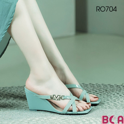 Giày Đế Xuồng Hở Mũi Nữ 7cm RO704 ROSATA tại BCASHOP Kiểu Dáng Sandal Thanh Lịch, Kết Hợp Màu Sắc Hiện Đại Trẻ Trung
