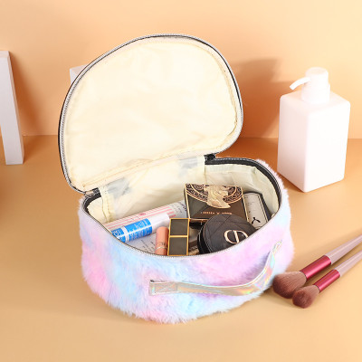 Túi  xách  nữ cầm tay đựng mỹ phẩm  , đồ cá nhân  cao cấp , trẻ trung ,trang nhã ,chất liệu PU siêu bền ,quai xách xinh xắn tiện dụng