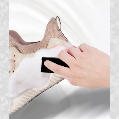 Bộ Vệ Sinh Giày Dép Làm Sạch Chuyên Sâu Giặt Giày gồm 1 bình xịt tạo bọt dung tích 150ml, 1 khăn mềm, 1 bàn chải mềm