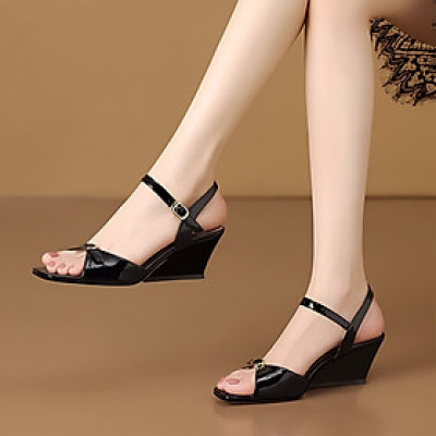 Sandal nữ quai sau, đế xuồng ROSATA RO678 -5p- Đen, Be - BKSTORE