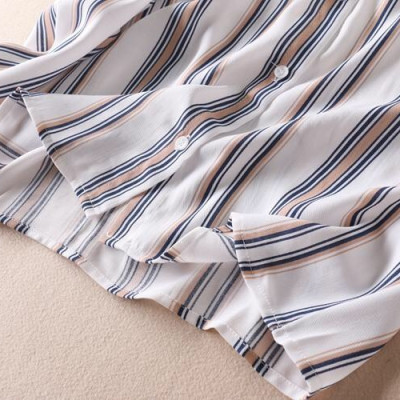 Áo sơ mi nữ Haint Boutique, Áo sơ mi trắng dài tay phối màu kẻ sọc phong cách công sở Sm86