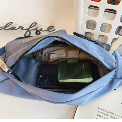 Túi đeo chéo phong cách dễ thương – BEE GEE TDCE9028