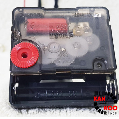 Máy đồng hồ treo tường kim trôi XỊN hiệu Power trục đồng dài 9mm bảo hành 3 năm