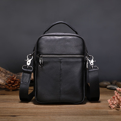 Túi đeo chéo nam DA BÒ THẬT – BEE GEE DCN9337