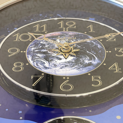 Đồng hồ Rhythm Magic Motion 4MH408WU19 – KT 38.4 x 47.0 x 13.9cm. Dùng PIN.