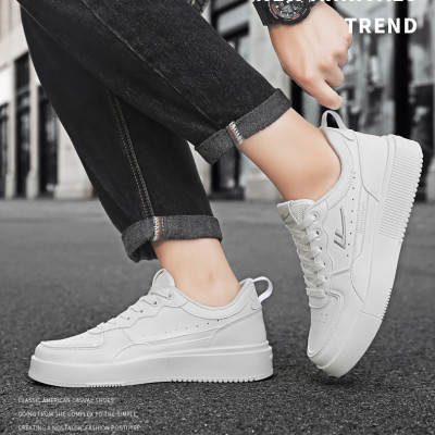 Giày thể thao nam đế êm nhẹ, thoáng khí đế cao su đúc, chống trơn trượt hạn chế mòn  – BEE GEE - GNA2030