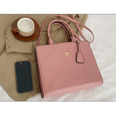 Túi xách nữ thời trang công sở cao cấp phong cách dễ thương – BEE GEE TN1104