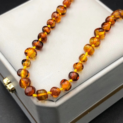 Vòng Cổ , Dây Chuyền Dành Cho Bé Hổ Phách Nhựa Thông Màu Đậm Chính Hãng BẠC HIỂU MINH DTE058S