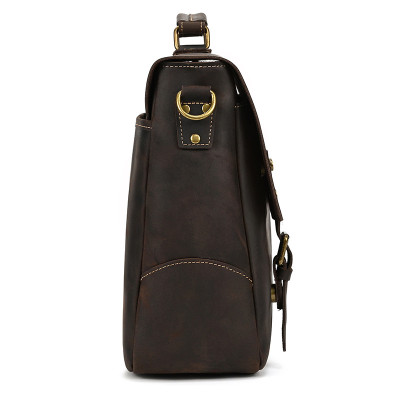 Túi đeo chéo nam DA BÒ THẬT cao cấp phong cách mới – BEE GEE DCN9379