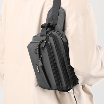 Túi đeo chéo nam phong cách mới  - BEE GEE DCN9255