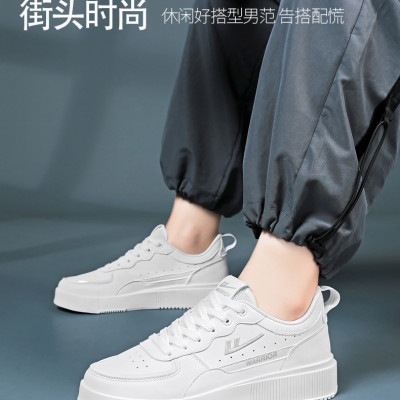 Giày thể thao nam đế êm nhẹ, thoáng khí đế cao su đúc, chống trơn trượt hạn chế mòn  – BEE GEE - GNA2030