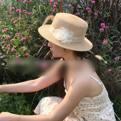 Nón đi biển mũ rộng vành phớt cao bồi cho nữ đai trắng gắn hoa xinh chất liệu cói chống nắng thoáng mát thời trang Hàn Quốc  dona240707